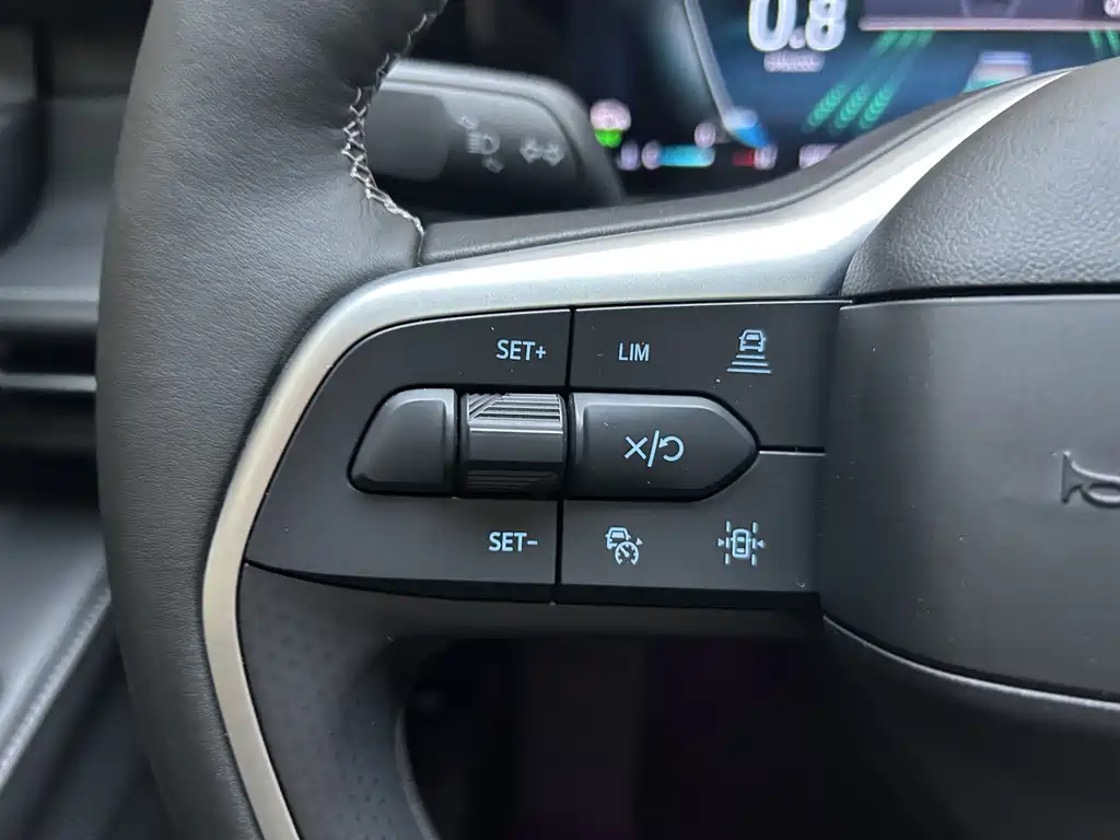 Ford Edge — фото 21