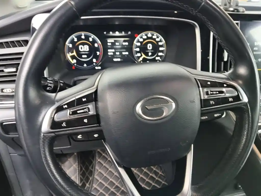 GAC Motor Trumpchi M8 — фото 10