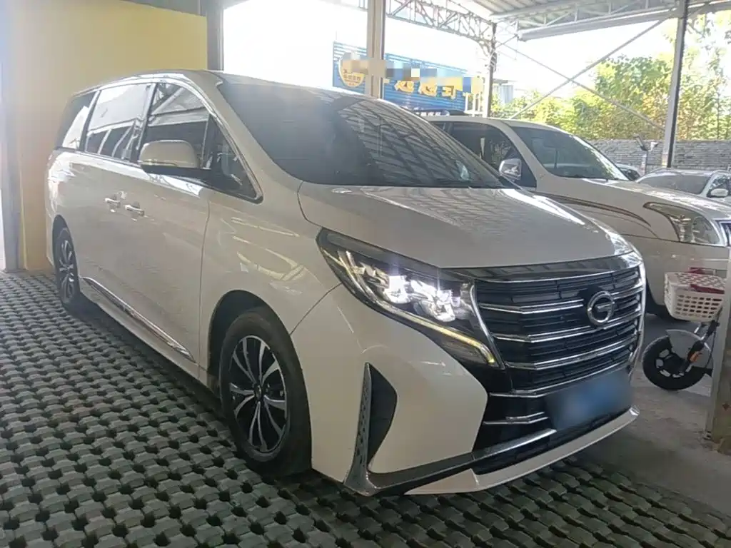 GAC Motor Trumpchi M8 — фото 3