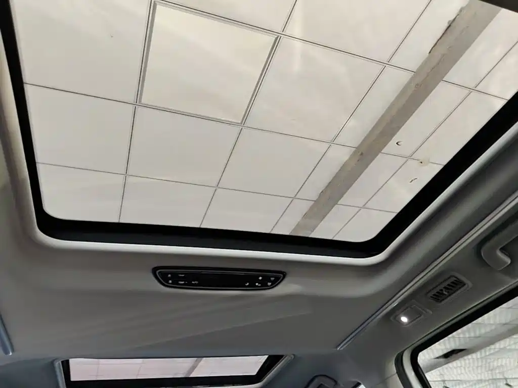 GAC Motor Trumpchi M8 — фото 17