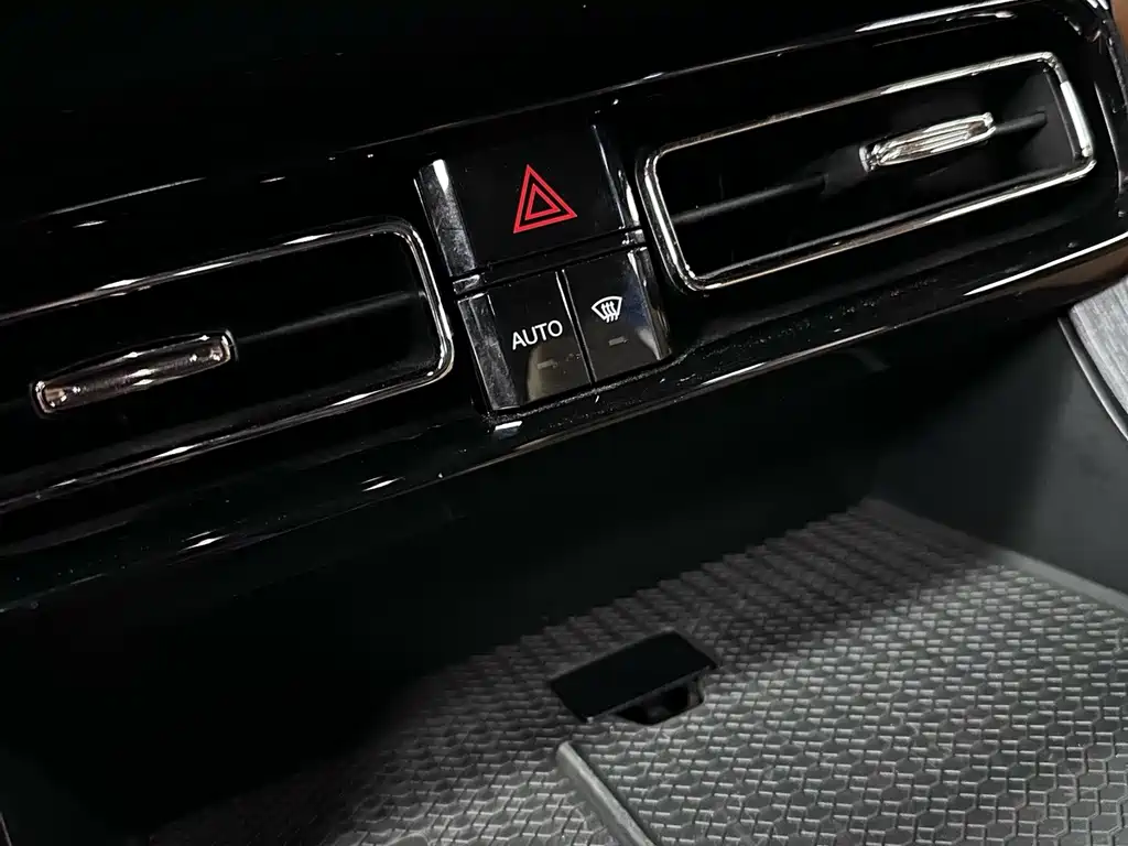 GAC Motor Trumpchi ES9 — фото 23