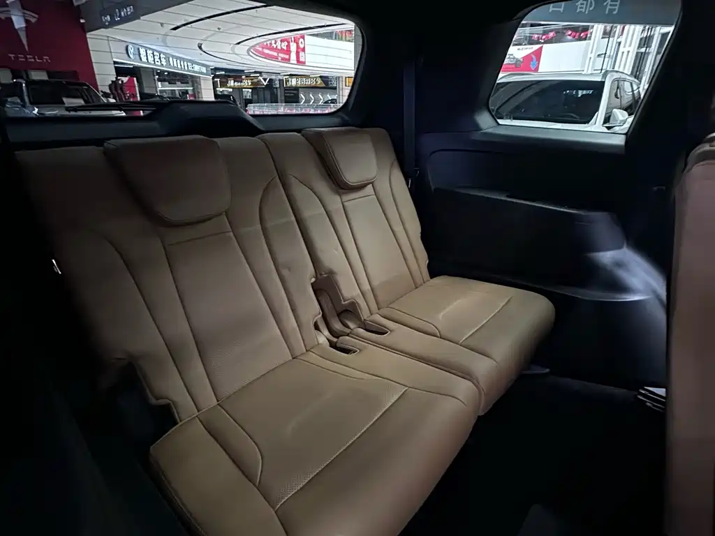 GAC Motor Trumpchi ES9 — фото 32