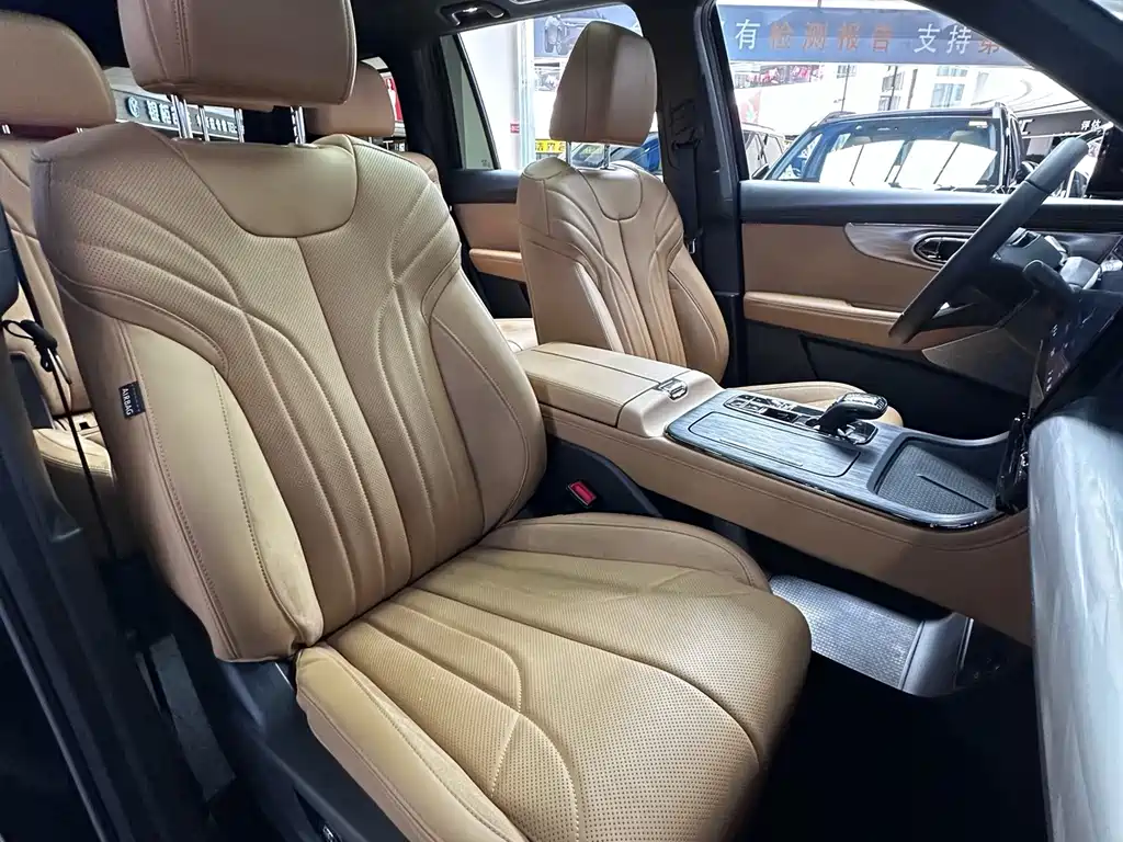 GAC Motor Trumpchi ES9 — фото 34