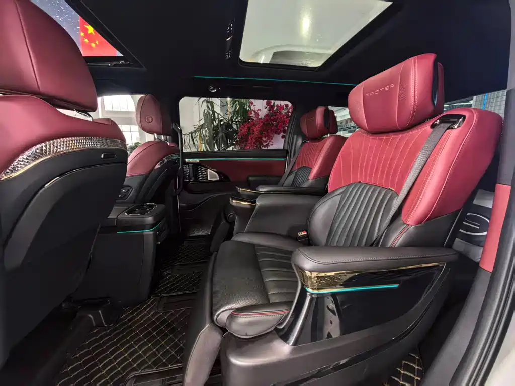 GAC Motor Trumpchi M8 — фото 5