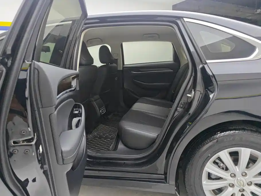 GAC Motor Trumpchi GA6 — фото 11