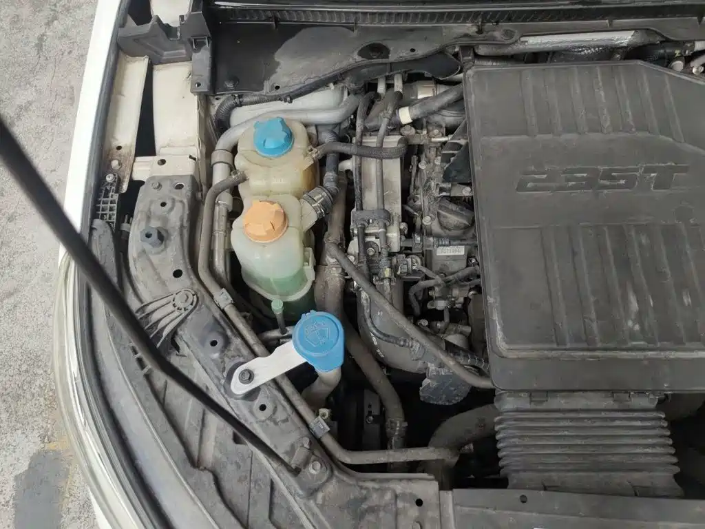 GAC Motor GS4 Hybrid — фото 21