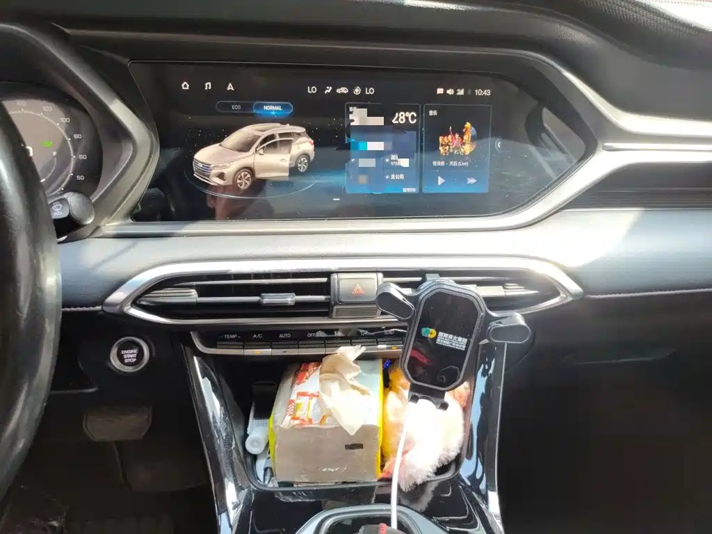GAC Motor GS4 Hybrid — фото 9