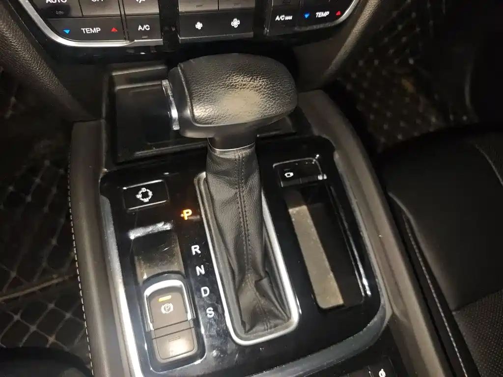 GAC Motor Trumpchi GS7 — фото 10