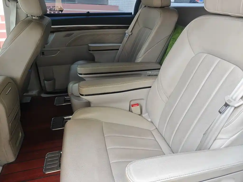 GAC Motor Trumpchi M8 — фото 18