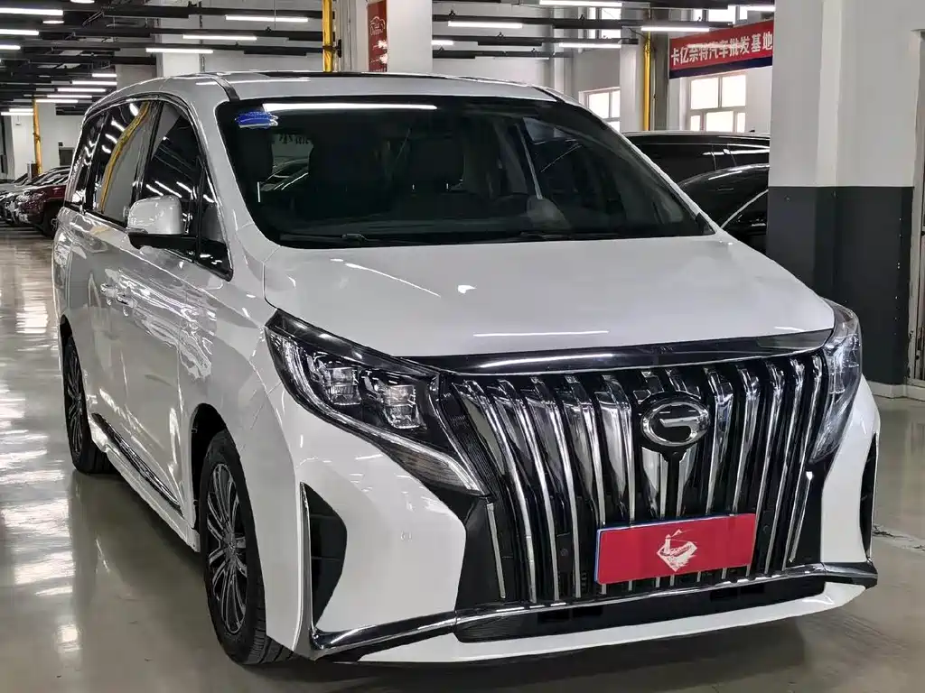 GAC Motor Trumpchi M8 — фото 3