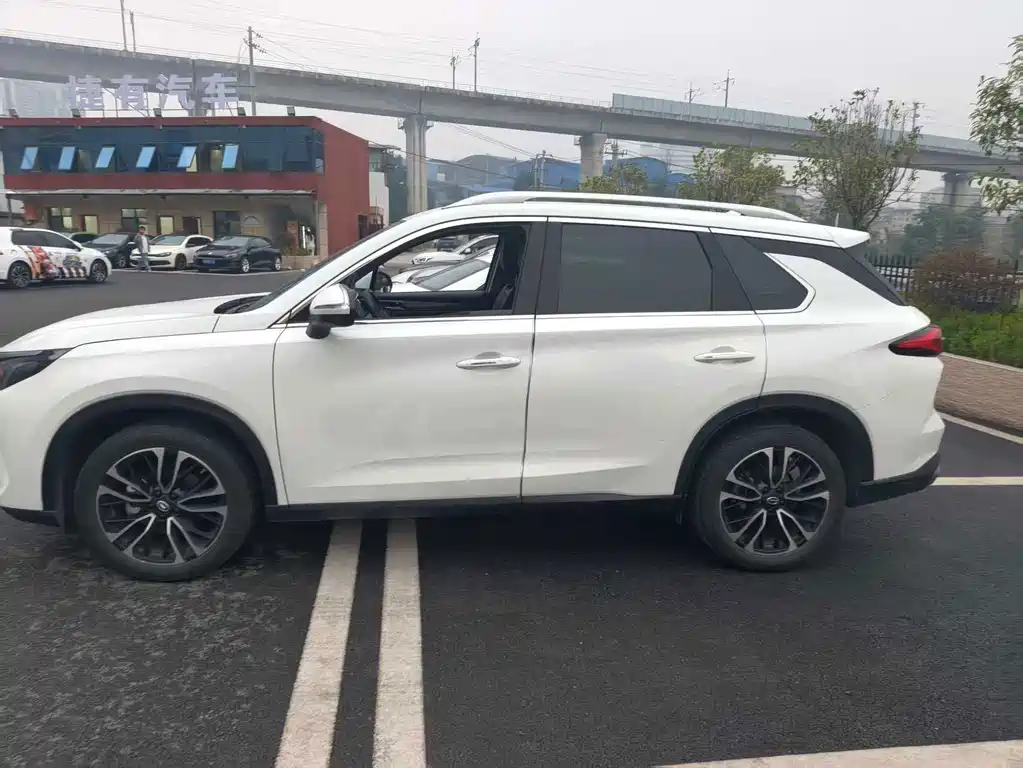 GAC Motor GS4 Plus — фото 8