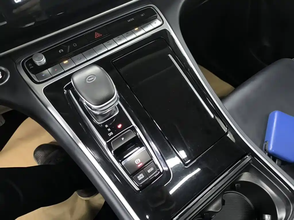 GAC Motor Trumpchi M8 — фото 13