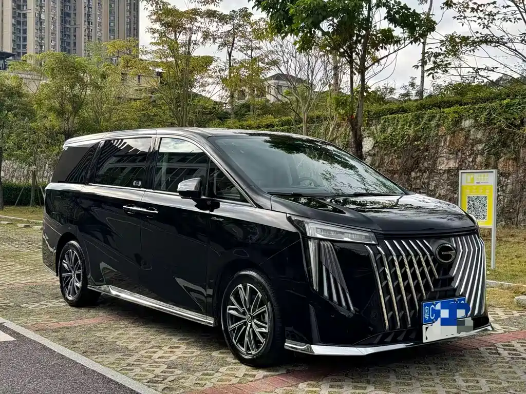 GAC Motor Trumpchi M8 — фото 3