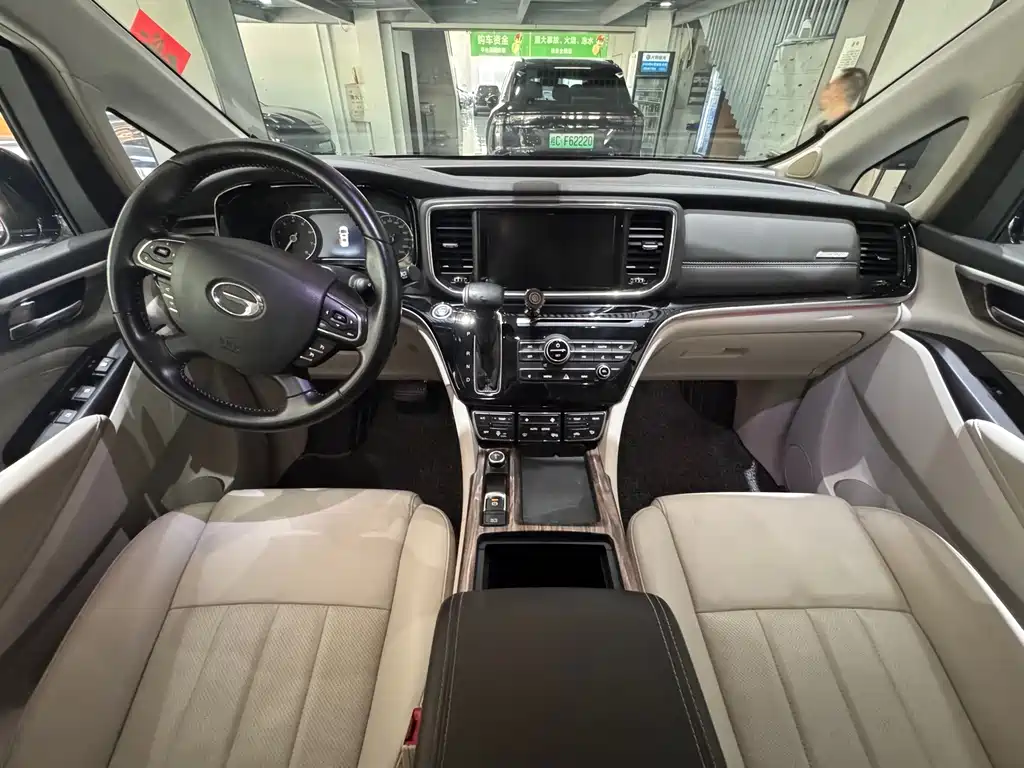 GAC Motor Trumpchi M8 — фото 6