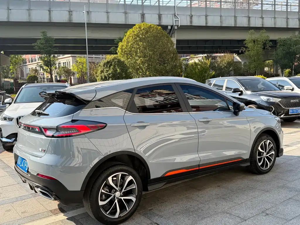 Geely Emgrand S — фото 11