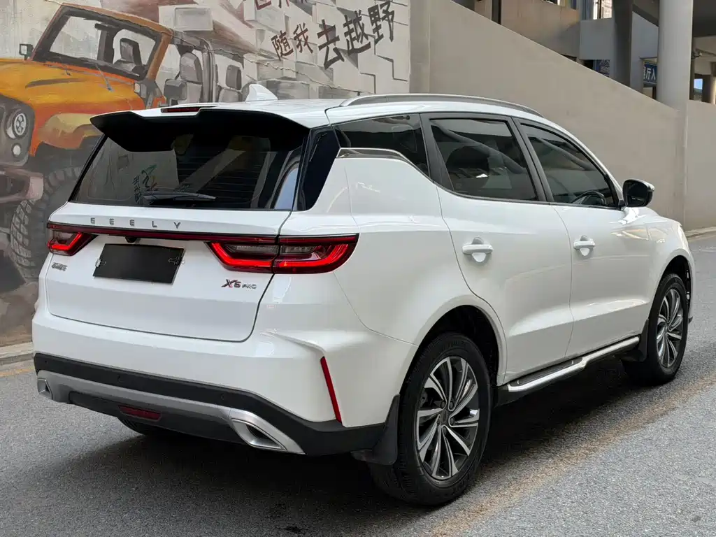 Geely Vision X6 — фото 4