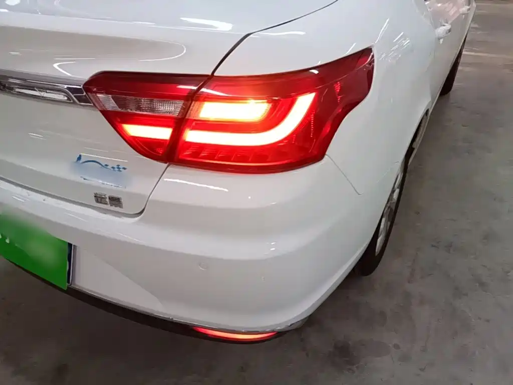 Geely Vision — фото 7