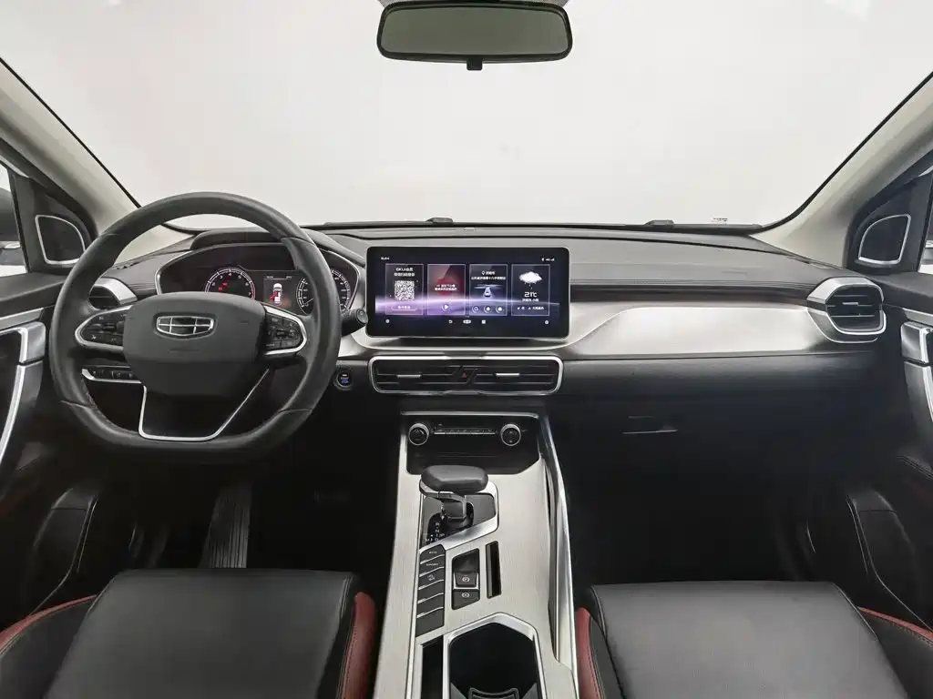 Geely Binyue — фото 5