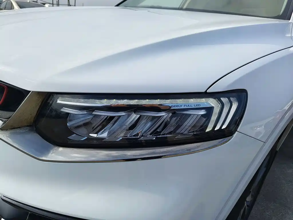 Geely Xingyue — фото 14