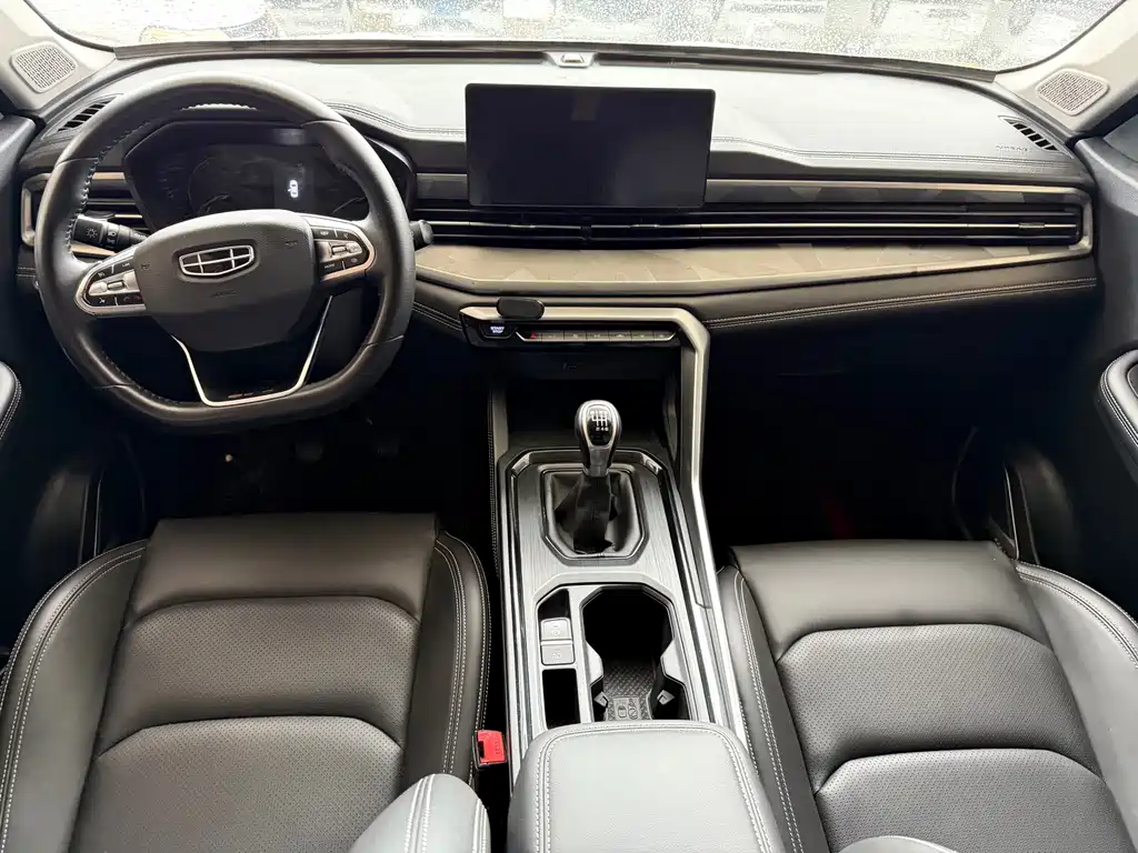 Geely Vision X6 — фото 8