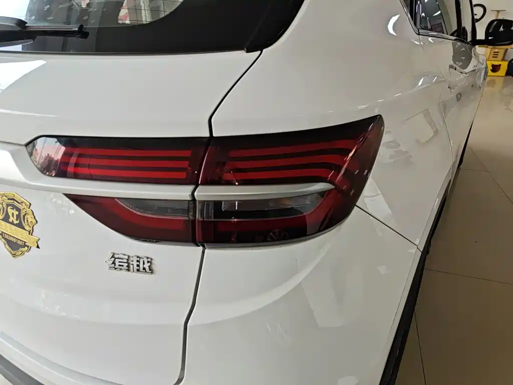 Geely Binyue — фото 23
