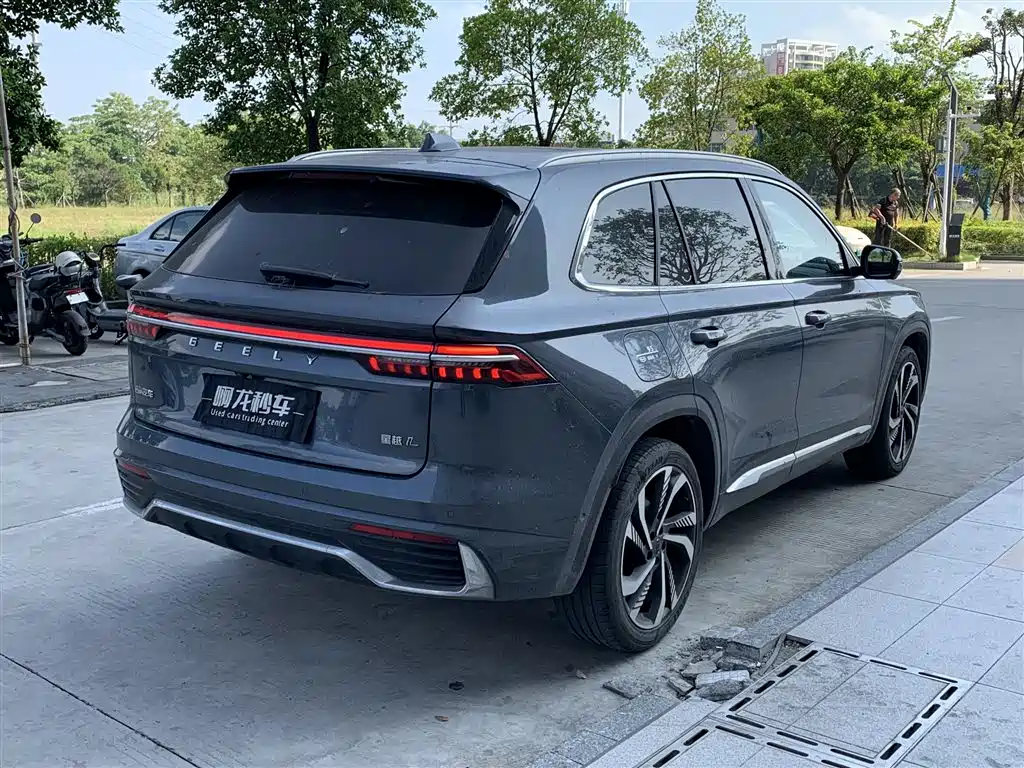 Geely Xingyue L — фото 8