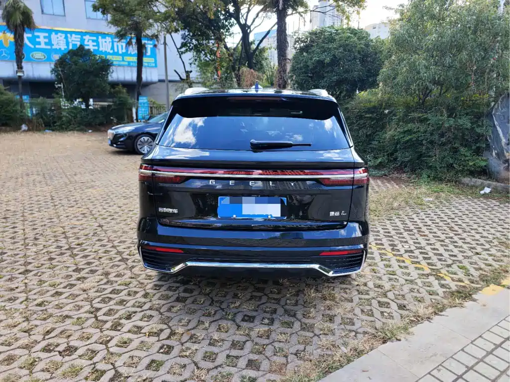 Geely Xingyue L — фото 20