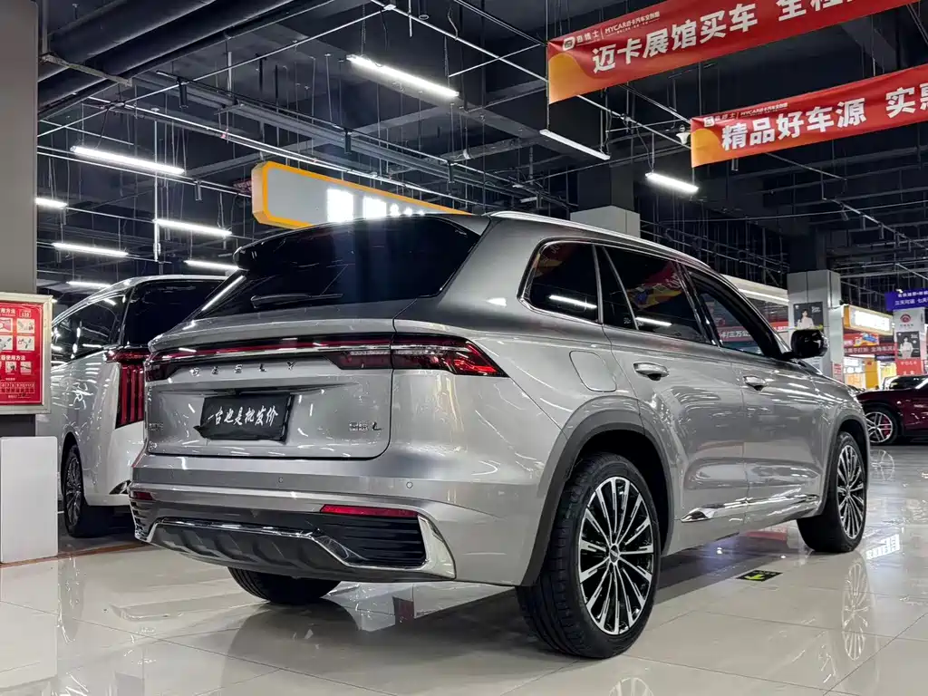Geely Xingyue L — фото 9
