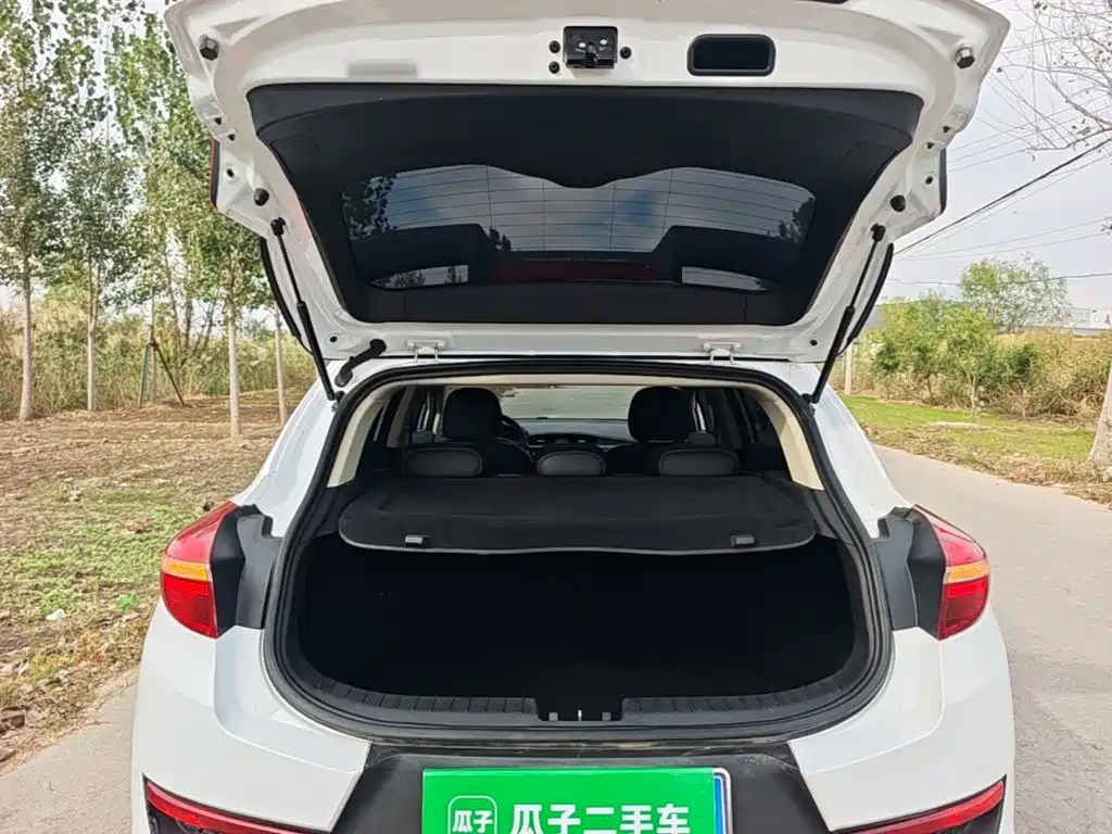 Geely Emgrand GS — фото 18