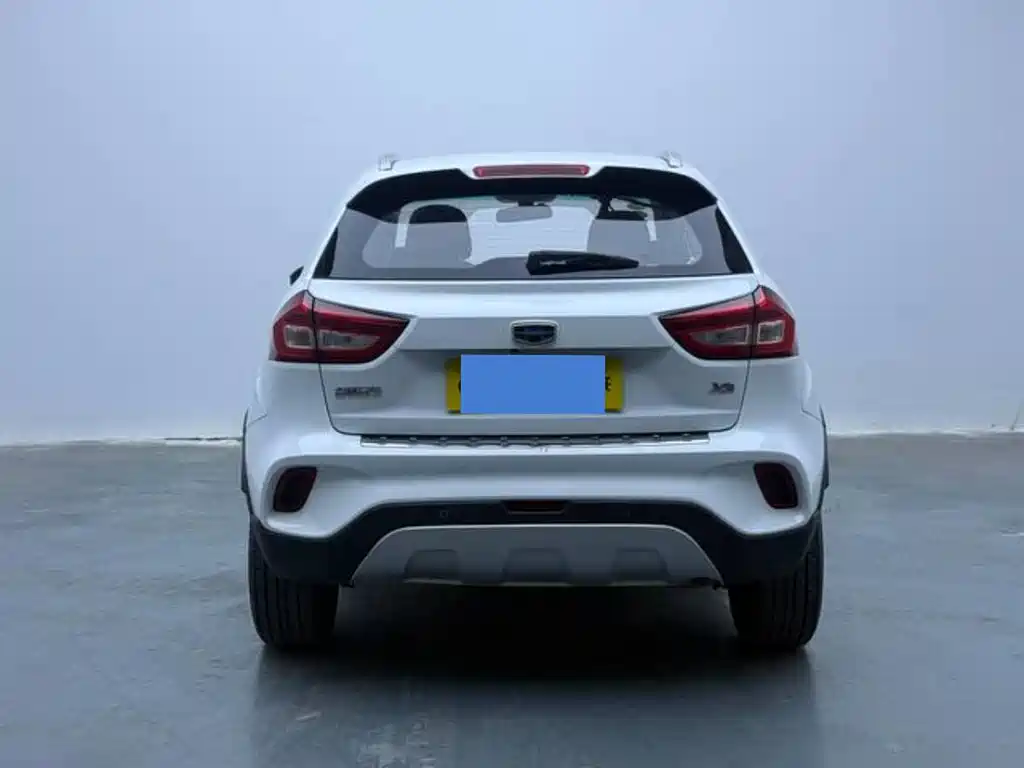 Geely Vision X3 — фото 4