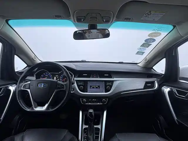 Geely Vision X3 — фото 9