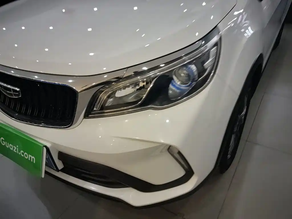 Geely Vision X3 — фото 23
