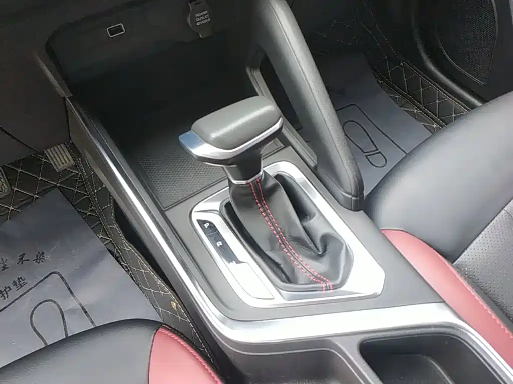 Geely Vision X3 — фото 13