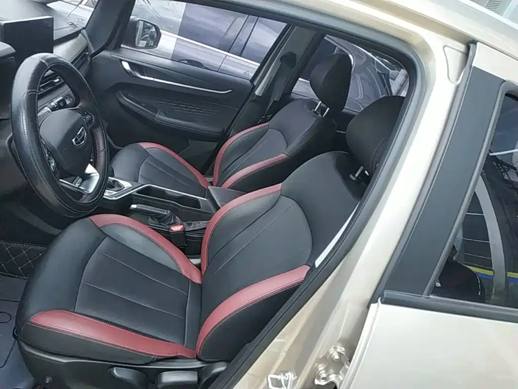 Geely Vision X3 — фото 14