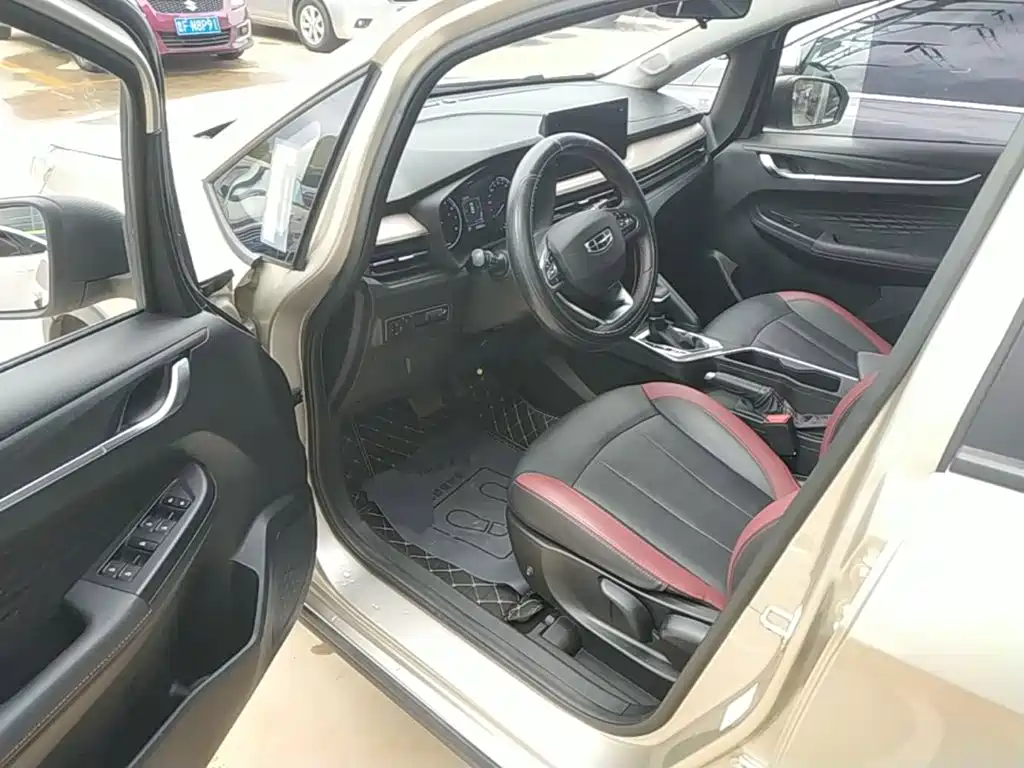 Geely Vision X3 — фото 15