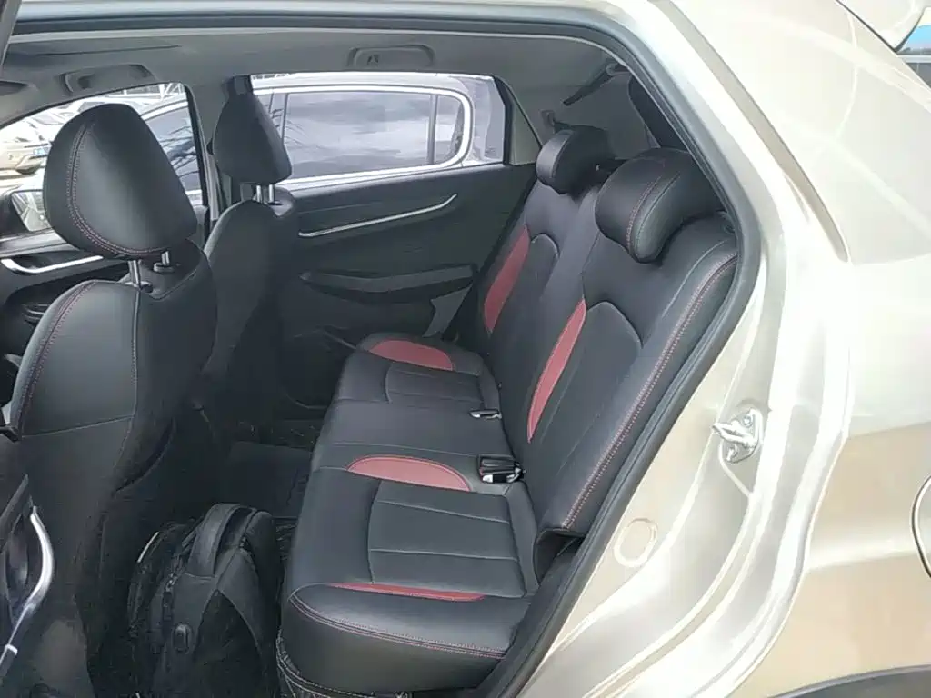 Geely Vision X3 — фото 16
