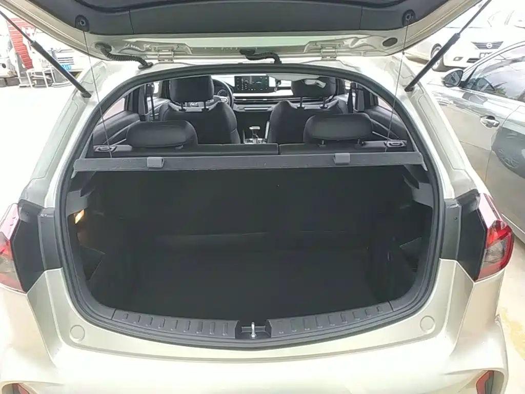Geely Vision X3 — фото 18