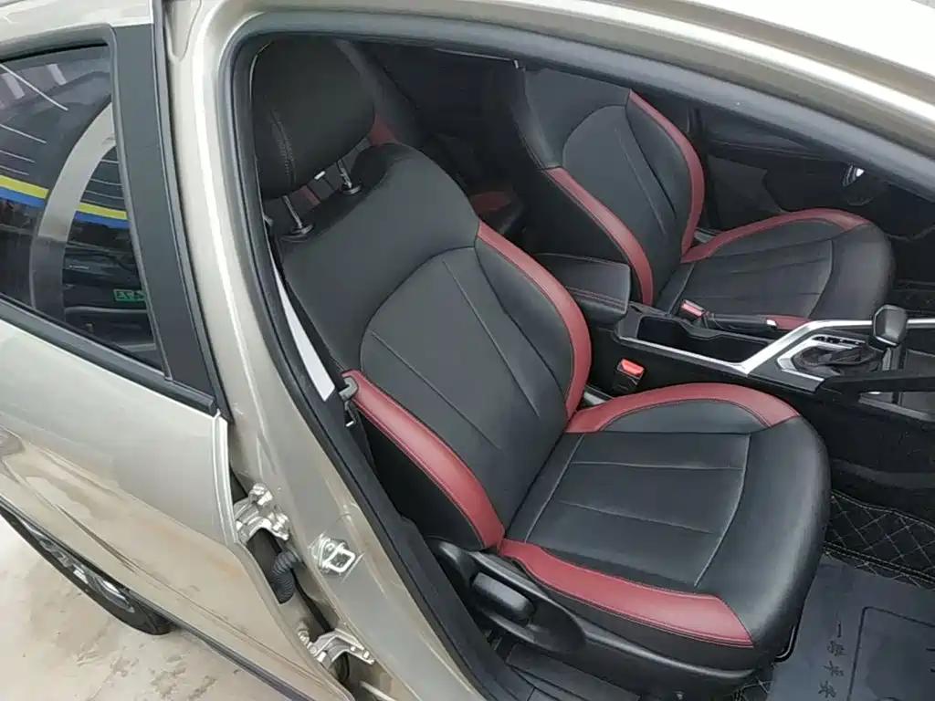 Geely Vision X3 — фото 24