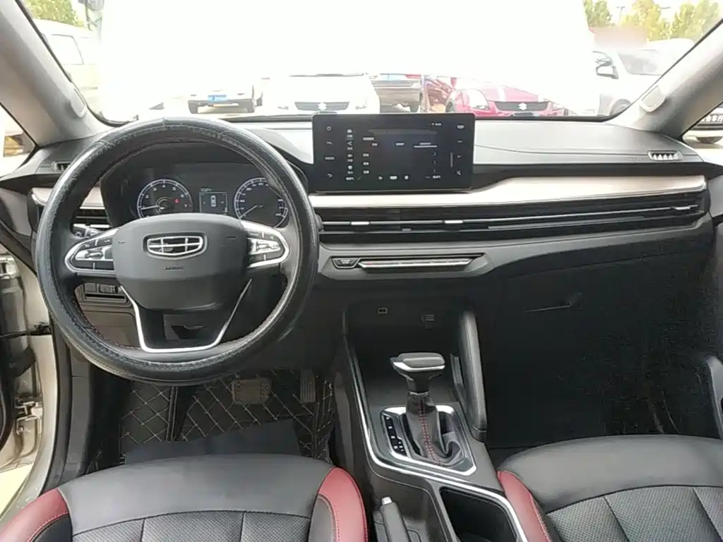 Geely Vision X3 — фото 9
