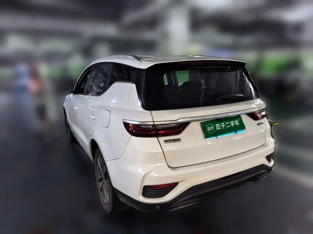 Geely Vision X6 — фото 24