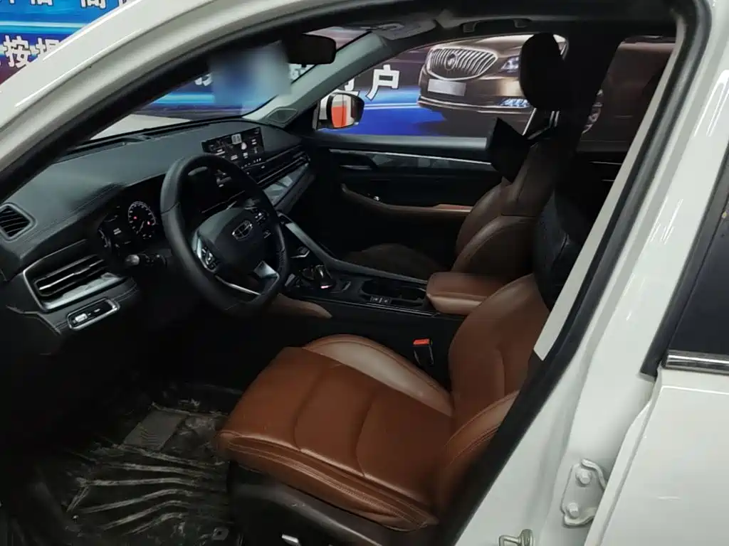 Geely Vision X6 — фото 14