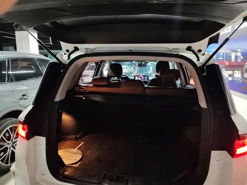 Geely Vision X6 — фото 18