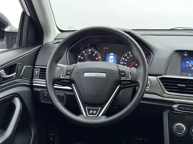 Haval H6 — фото 11