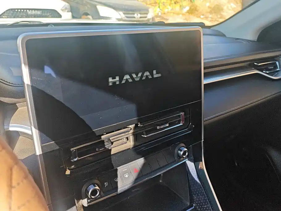 Haval M6 — фото 13