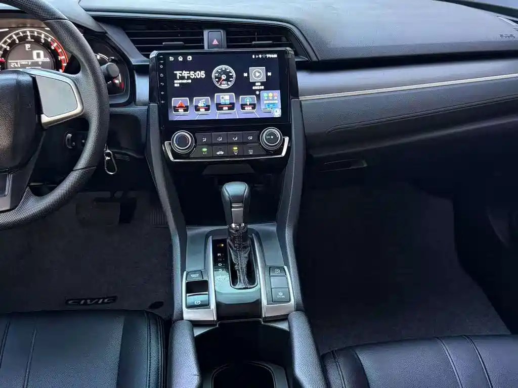 Honda Civic — фото 8