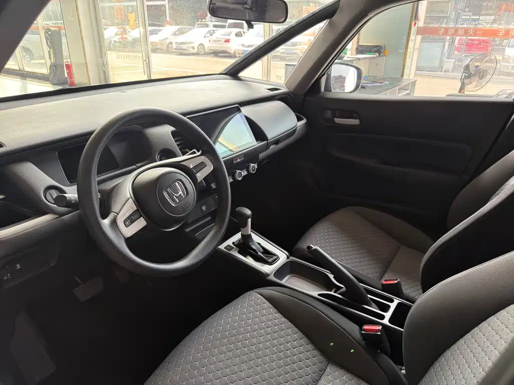 Honda Fit — фото 4