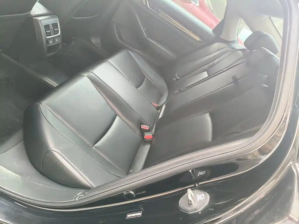 Honda Accord — фото 16