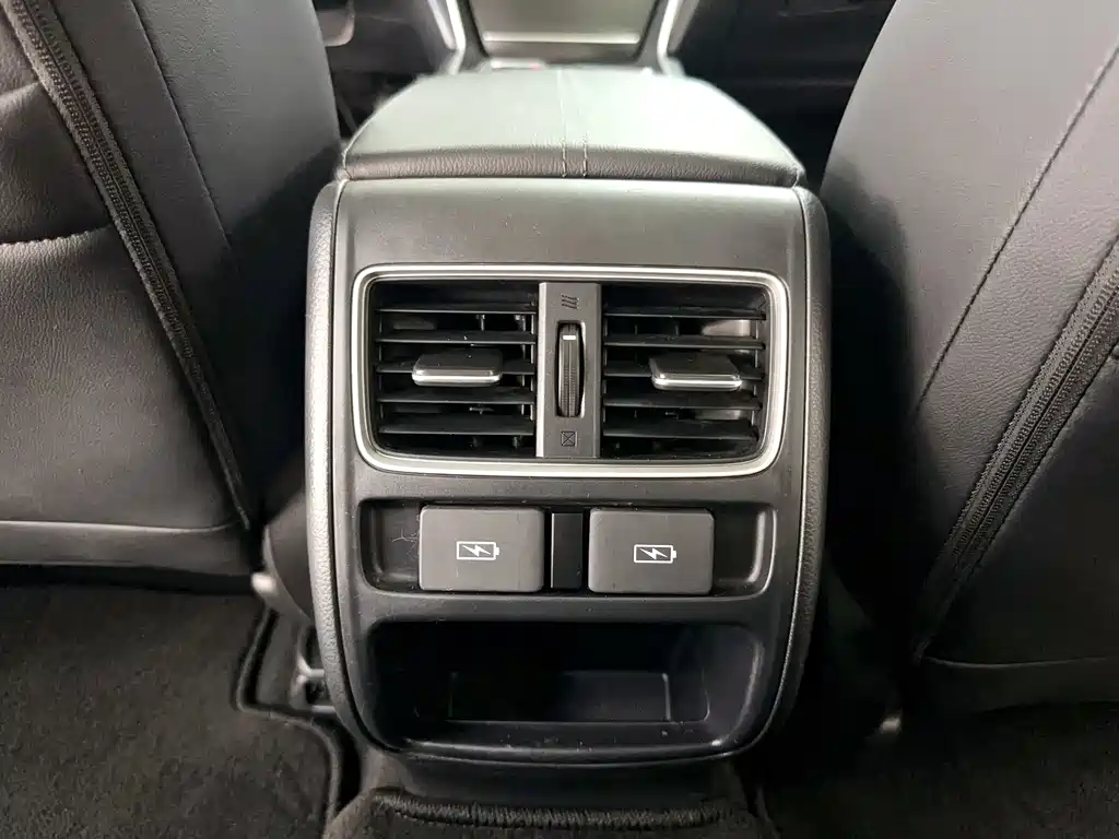 Honda Accord — фото 19