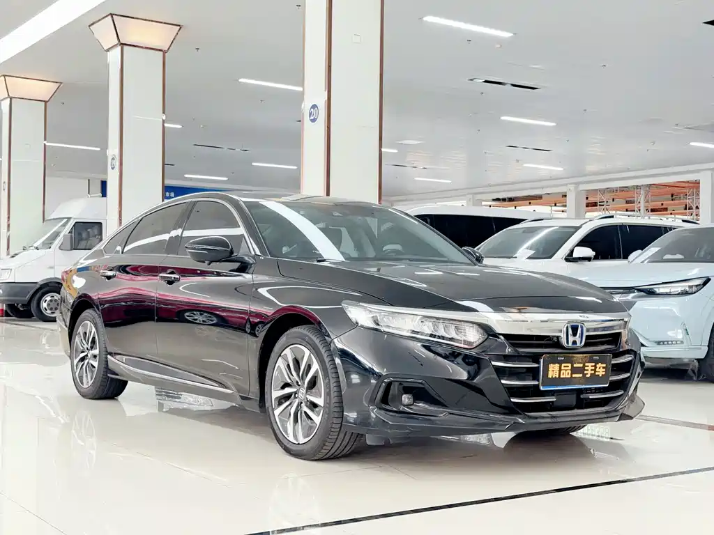 Honda Accord — фото 3