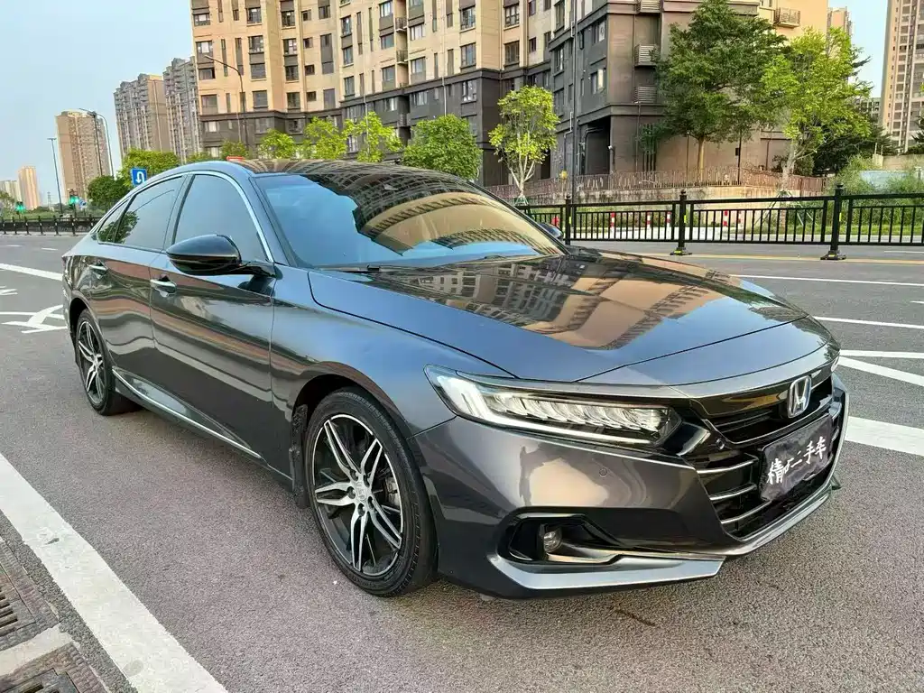 Honda Accord — фото 3